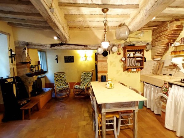 appartamento in vendita a Cetona