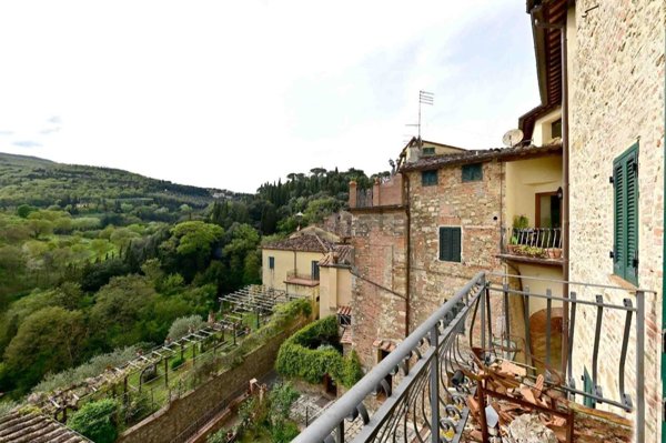 casa indipendente in vendita a Cetona