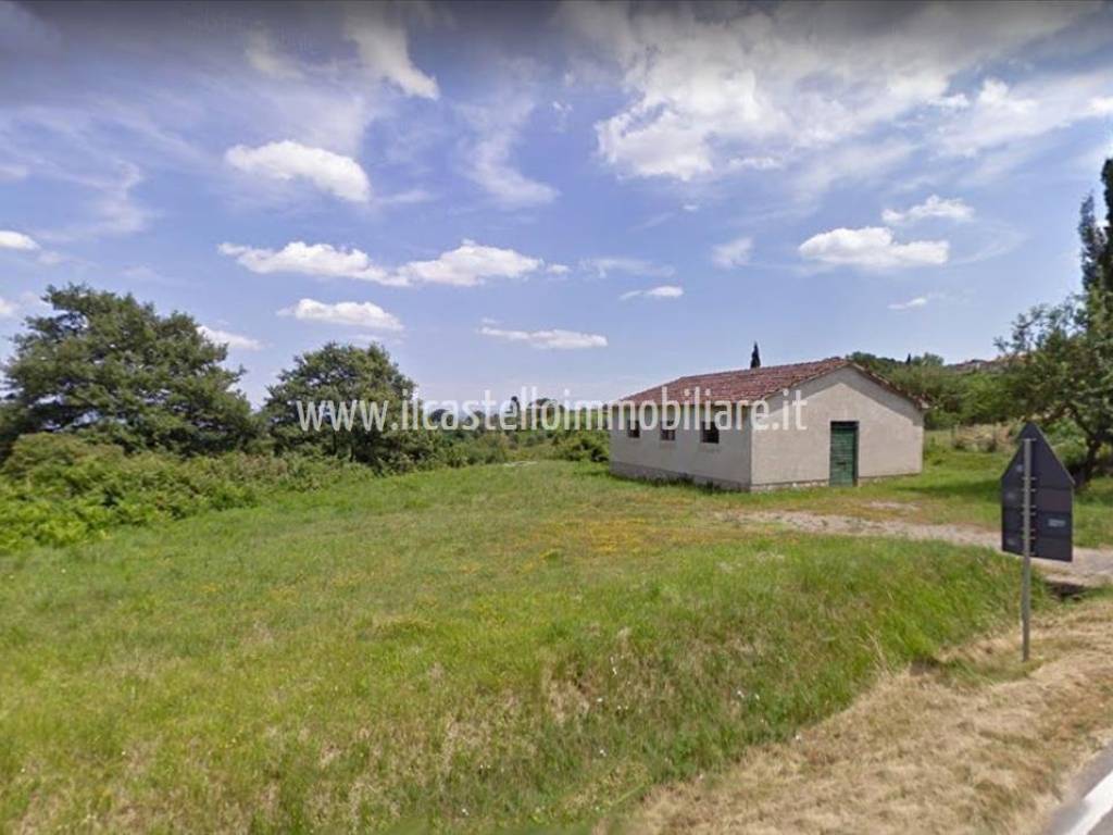 casa indipendente in vendita a Cetona in zona Piazze