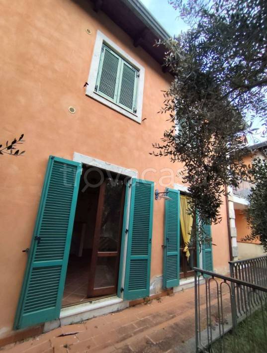 appartamento in vendita a Cetona