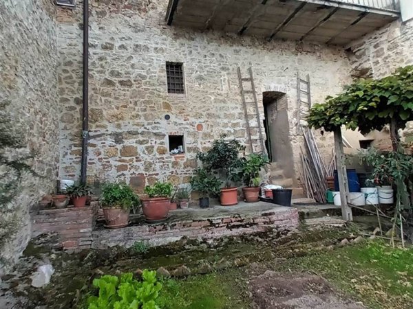 appartamento in vendita a Cetona