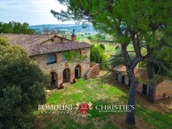 casa indipendente in vendita a Cetona