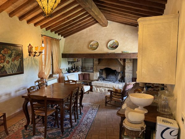 appartamento in vendita a Cetona