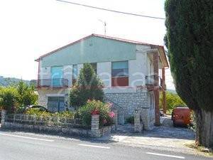 appartamento in vendita a Cetona