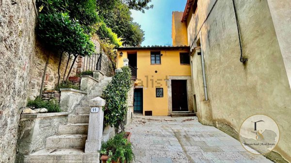 appartamento in vendita a Cetona