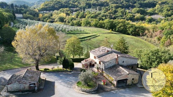 casa indipendente in vendita a Cetona