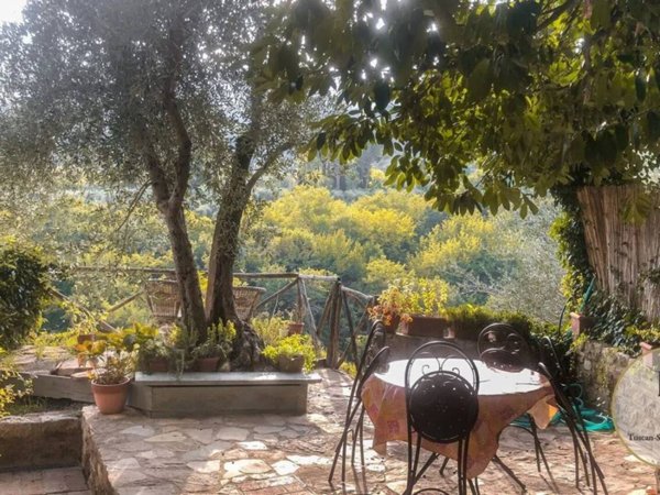 appartamento in vendita a Cetona