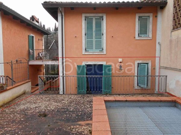 appartamento in vendita a Cetona