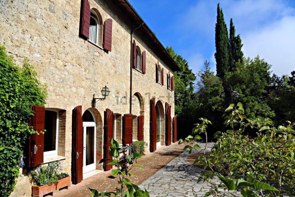 casa indipendente in vendita a Cetona