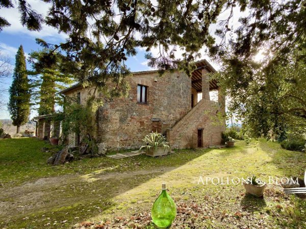 casa indipendente in vendita a Cetona