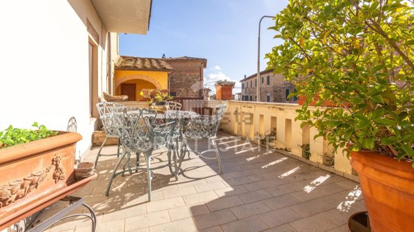 appartamento in vendita a Cetona in zona Piazze