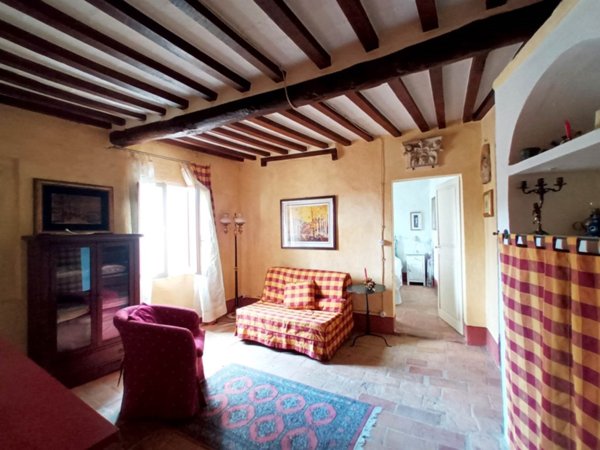 casa indipendente in vendita a Cetona