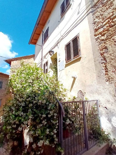 casa indipendente in vendita a Cetona