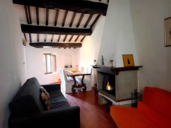 appartamento in vendita a Cetona