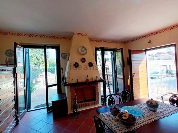 appartamento in vendita a Cetona