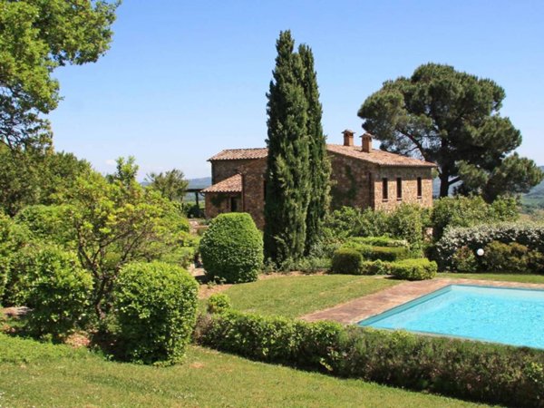 villa in vendita a Cetona