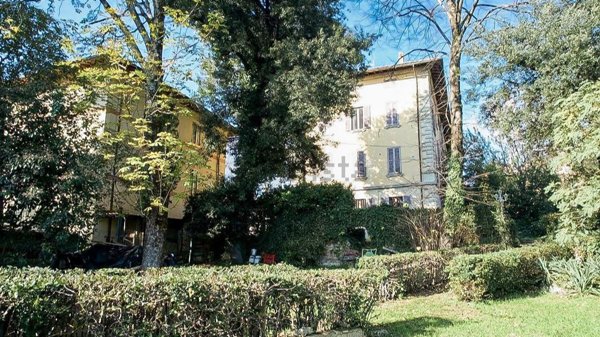 casa indipendente in vendita a Cetona