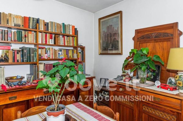 casa indipendente in vendita a Cetona in zona Piazze
