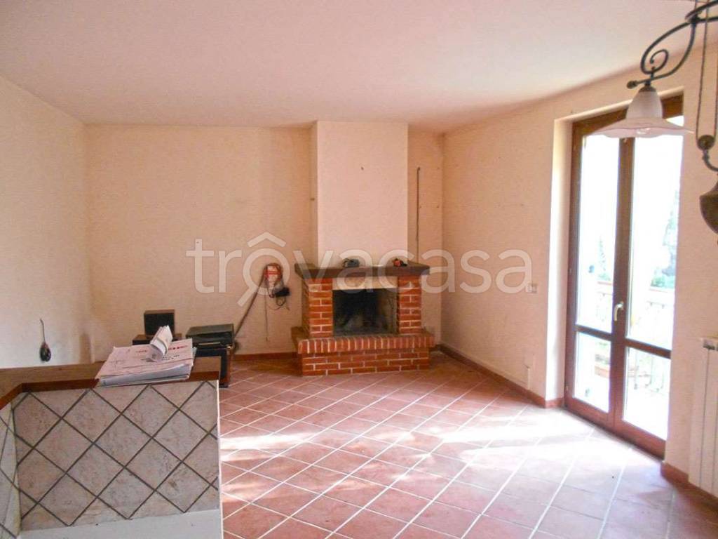 appartamento in vendita a Cetona