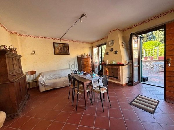 appartamento in vendita a Cetona