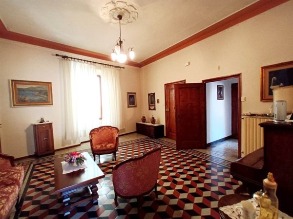appartamento in vendita a Cetona