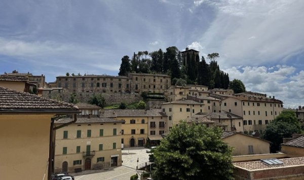 appartamento in vendita a Cetona