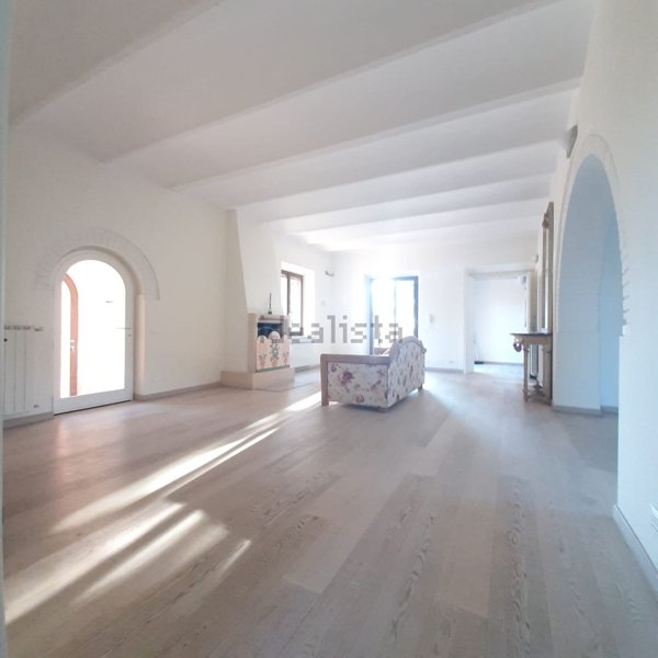 casa indipendente in vendita a Cetona in zona Piazze