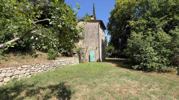 casale in vendita a Cetona