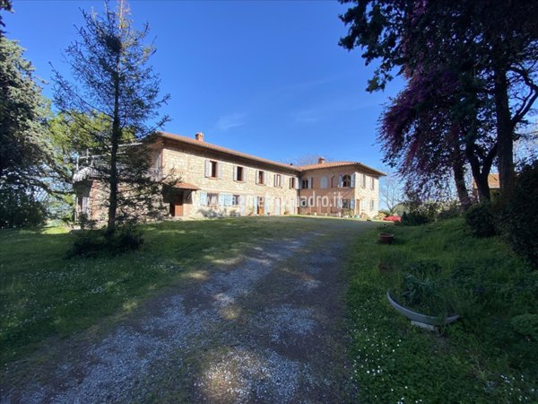 casa indipendente in vendita a Cetona in zona Piazze