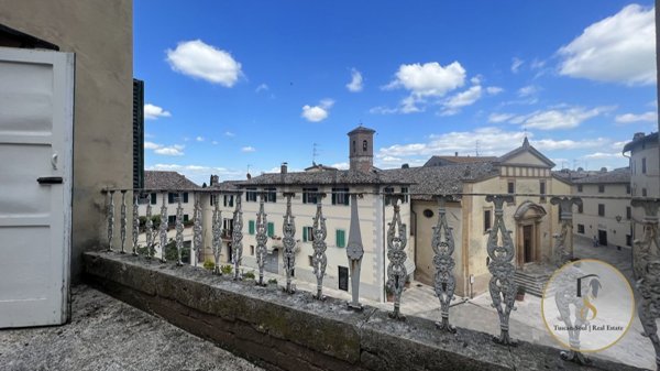 appartamento in vendita a Cetona in zona Piazze