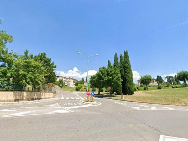 casa indipendente in vendita a Cetona
