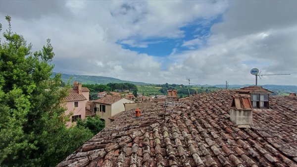 appartamento in vendita a Cetona