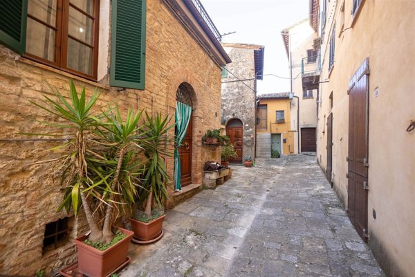appartamento in vendita a Cetona