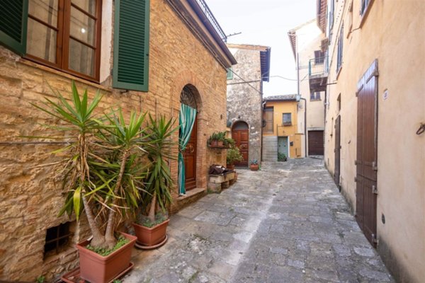 appartamento in vendita a Cetona