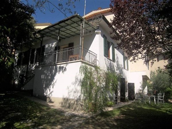casa indipendente in vendita a Chianciano Terme