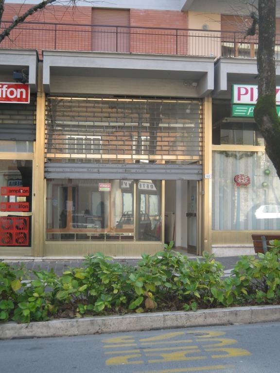 negozio in vendita a Chianciano Terme