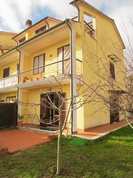 casa indipendente in vendita a Chianciano Terme