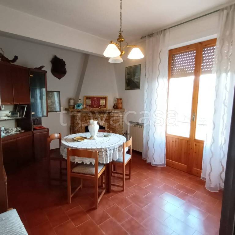 casa indipendente in vendita a Chianciano Terme