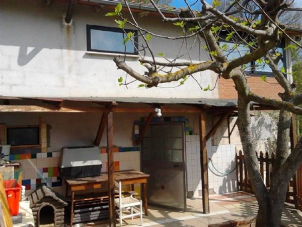locale di sgombero in vendita a Chianciano Terme