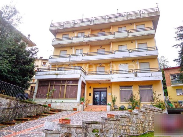 negozio in vendita a Chianciano Terme