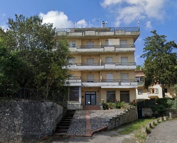negozio in vendita a Chianciano Terme
