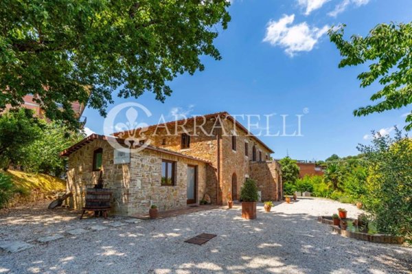 casa indipendente in vendita a Chianciano Terme