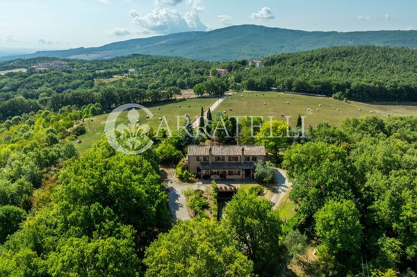 casale in vendita a Chianciano Terme