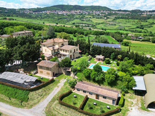 casa indipendente in vendita a Chianciano Terme