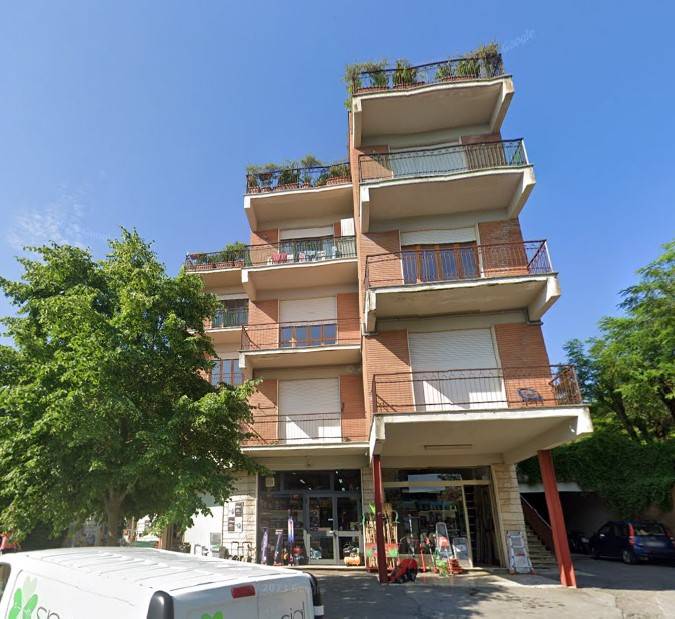 locale commerciale in vendita a Chianciano Terme