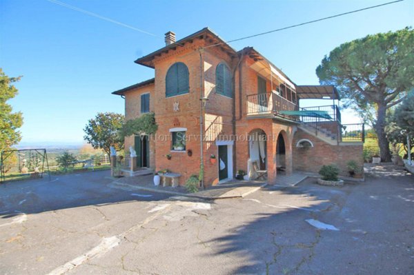casa indipendente in vendita a Chianciano Terme