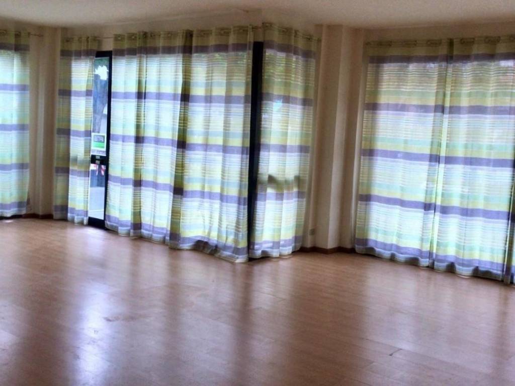 negozio in vendita a Chianciano Terme