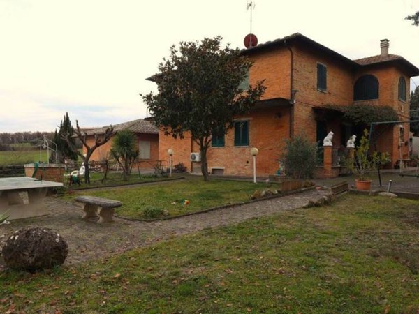 casa indipendente in vendita a Chianciano Terme
