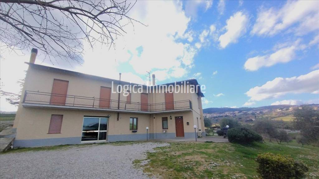 casa indipendente in vendita a Chianciano Terme