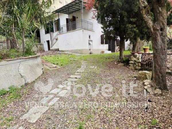 casa indipendente in vendita a Chianciano Terme